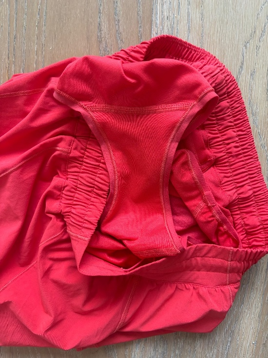 Lululemon Hotty Hot High Rise Shorts 2.5” - Picture 3 of 3